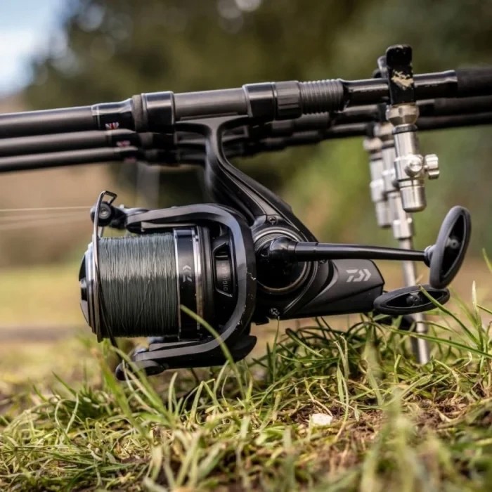 Котушка Daiwa Emblem 45 SCW QD