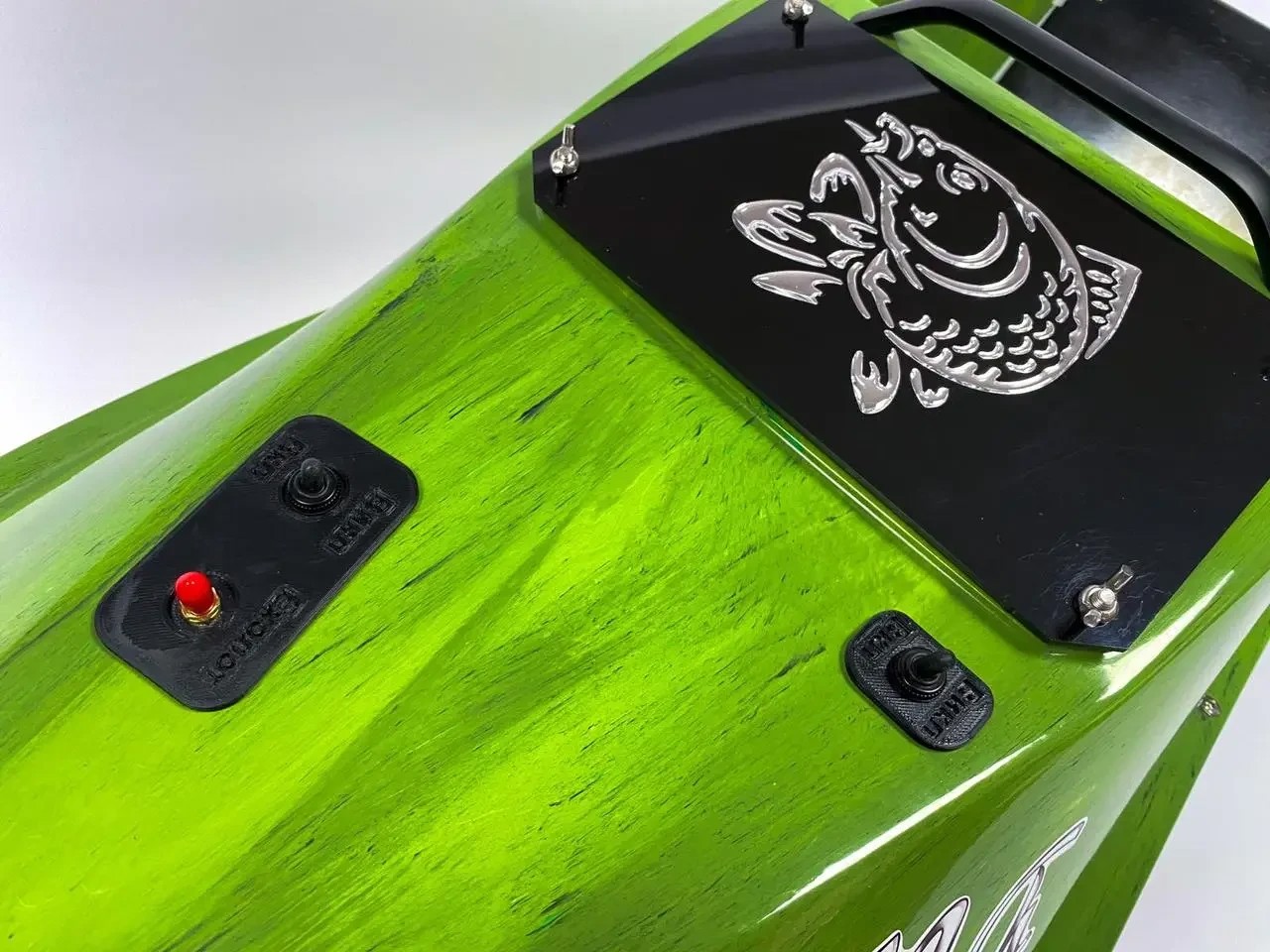 Професійний кораблик для риболовлі Фортуна з GPS (6+1 Cortex) та акумулятором 27000 mAh Кавуновий