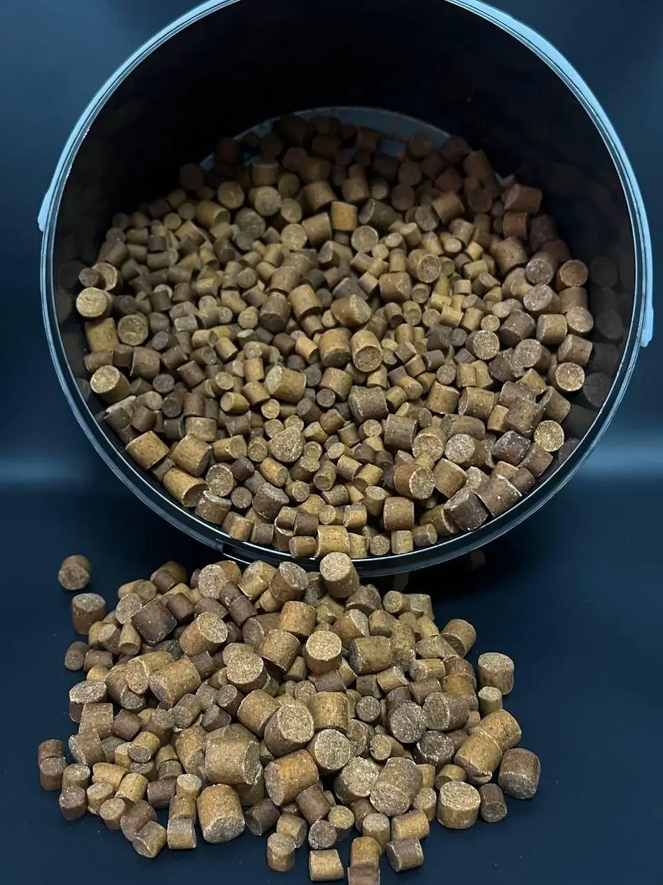 Пелетс Big fish Corn Tiger Nut кукурудза тигровий горіх Premium Pellets 8-12 відро 1,5 кг