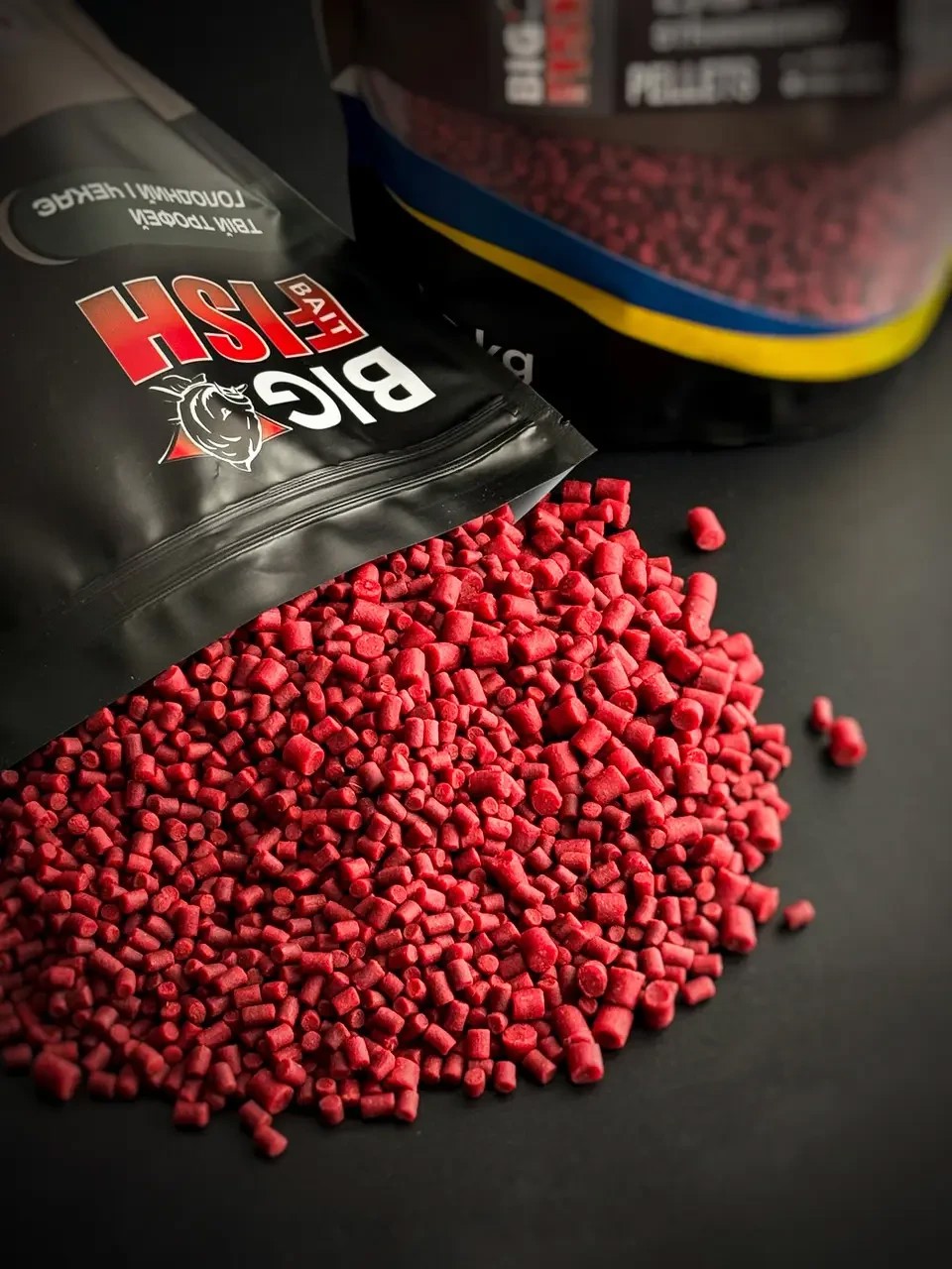 Пелетс Big fish Exotic Strawberry суниця полуниця Premium Pellets мікс 4-6мм