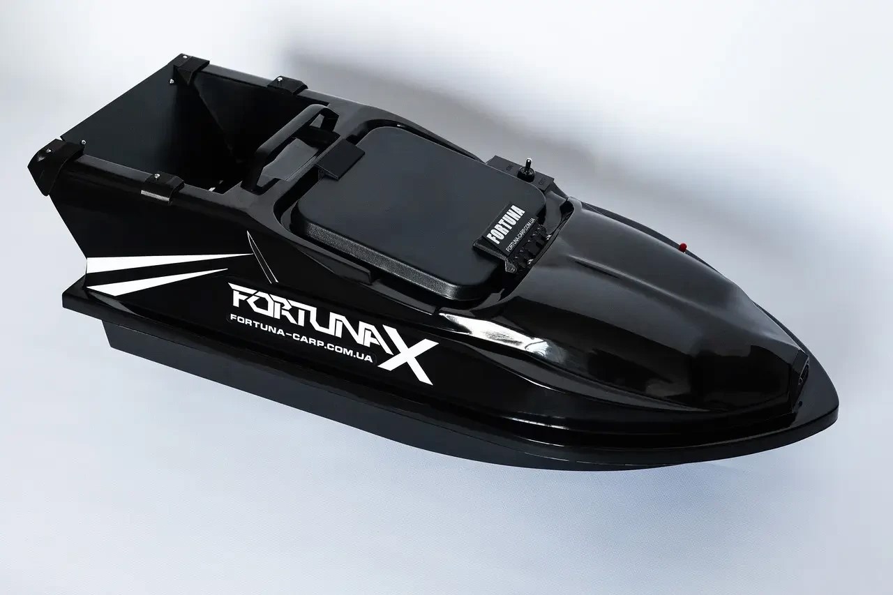 Катер Fortuna — X з інтегрованою системою GPS автопілотки Fortuna — X Чорний